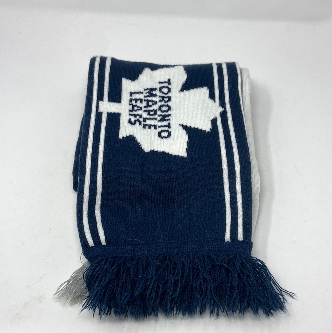 Toronto Maple Leafs NHL Old Time Hockey Winter Scarf